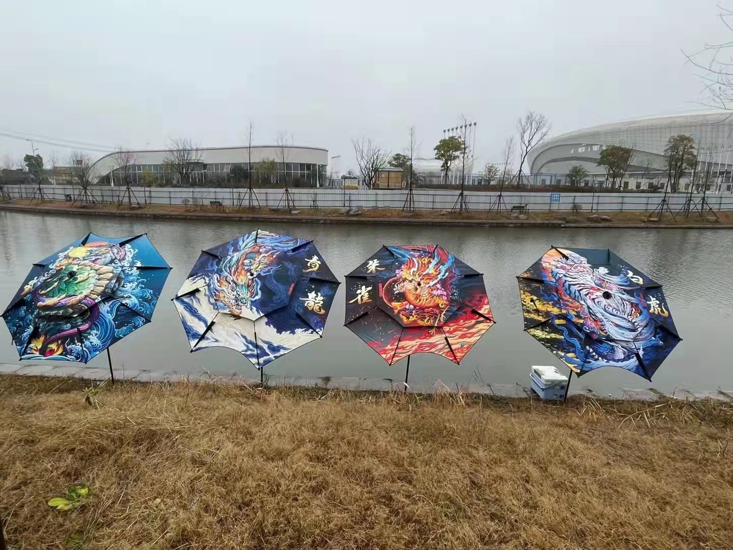 3D彩绘双层加固万向钓鱼伞户外防晒防雨加厚黑胶零透光垂钓伞