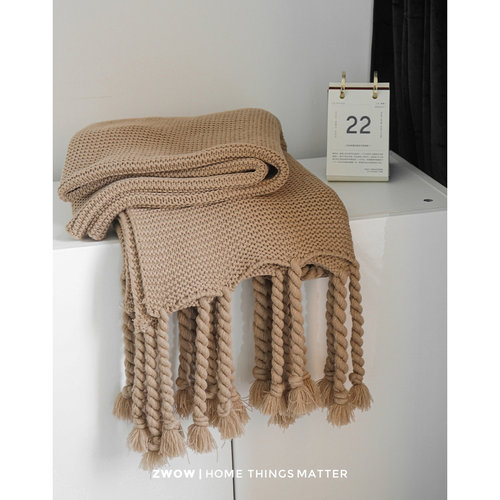 造卧手工粗辫粗毛线盖毯