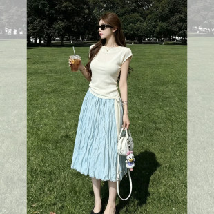 独特漂亮初夏套装清纯系松弛感白色针织上衣半身裙设计感两件套装