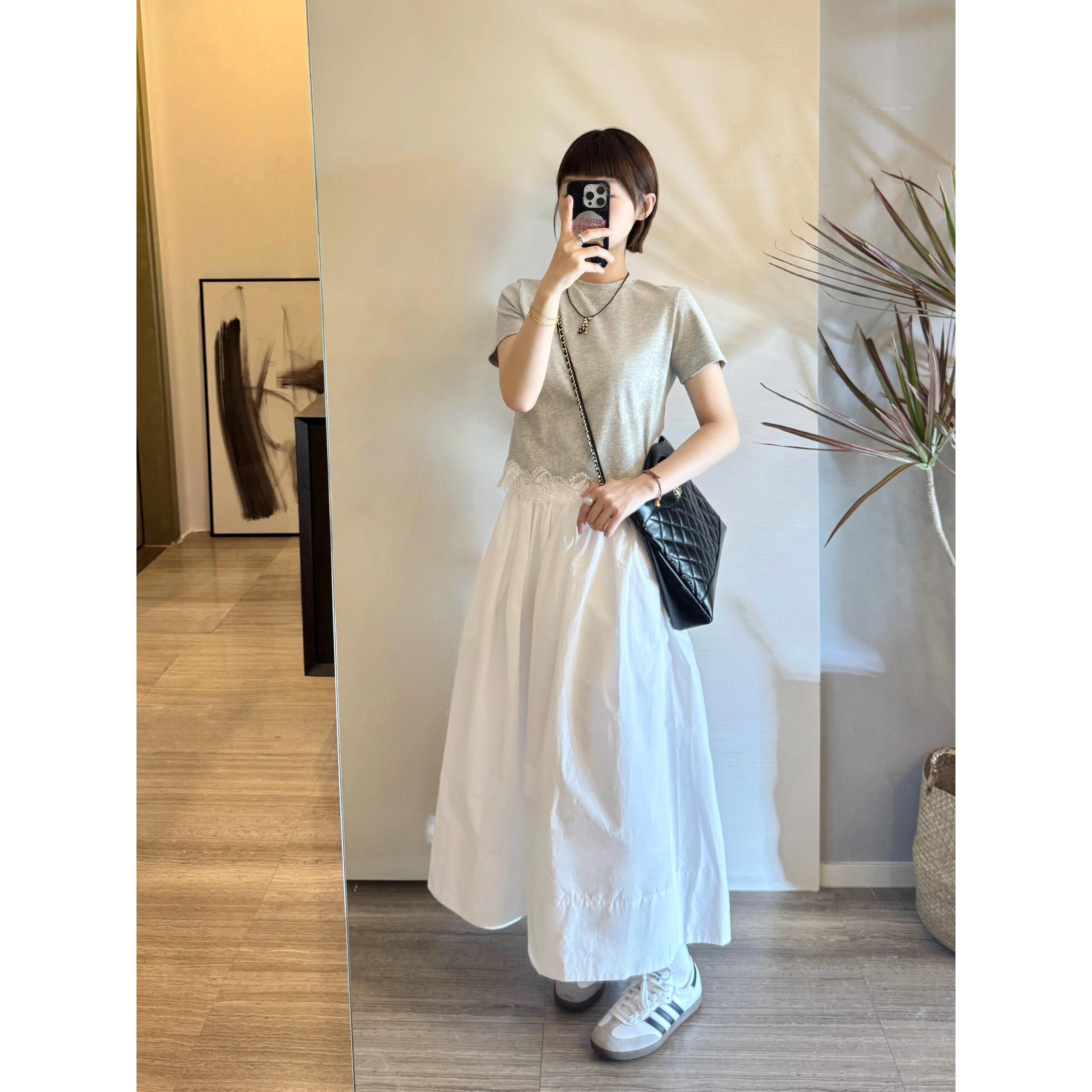 蕾丝拼接T恤搭配半身裙两件套夏