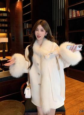 Queen雪国千金25冬新款蝴蝶结斗篷双面羊绒大衣女狐狸毛羊毛呢皮