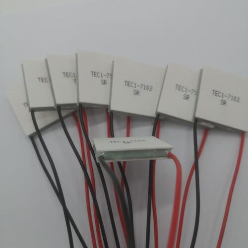 TEC1-7102 TEC1-07102 30*30MM 小功率半导体制冷片 8.4V2A致冷片