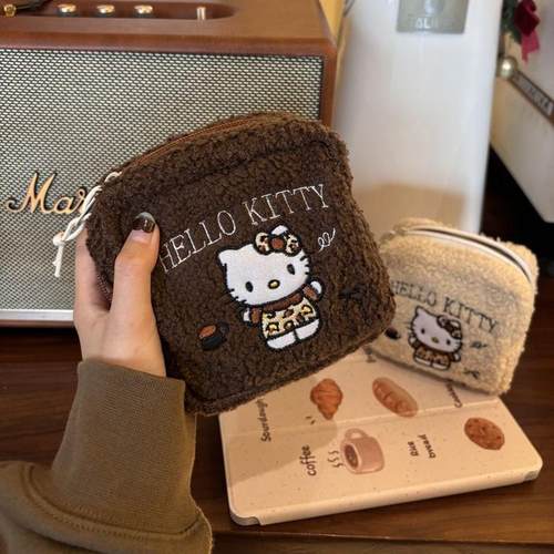 复古毛绒kt猫刺绣化妆包ccd收纳包便携高颜值手拿小方包姨妈巾包