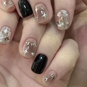 手工美甲穿戴甲假指甲贴片成品黑色爆闪钻四芒星晕染短款 学生