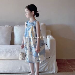 女童连衣裙2024夏韩版女童宝宝梦幻蓝色涂鸭背心裙可爱卡通娃娃裙