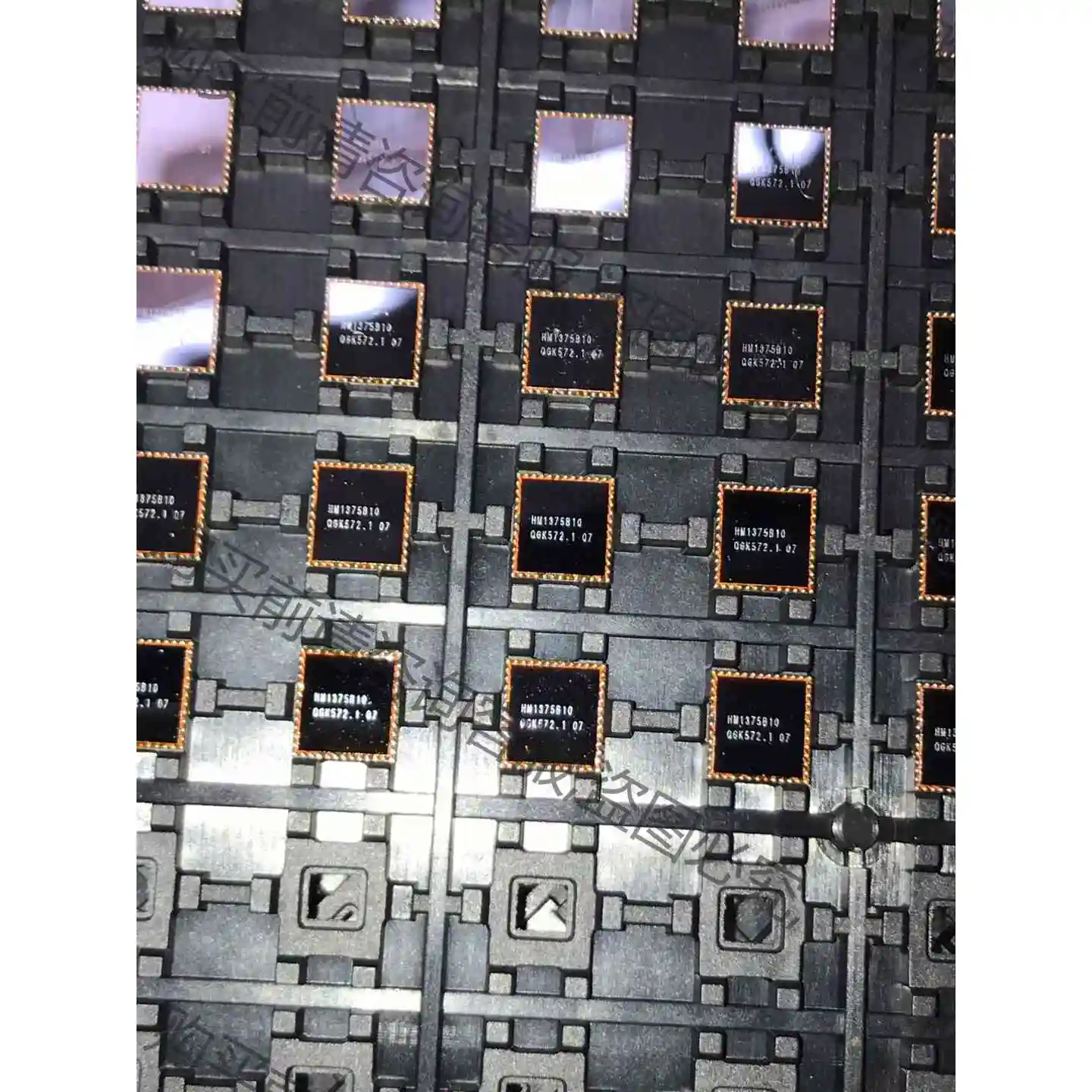 HM1375B10全新剩下 40PCS，300元， 议价产品 原装拆机功能完好