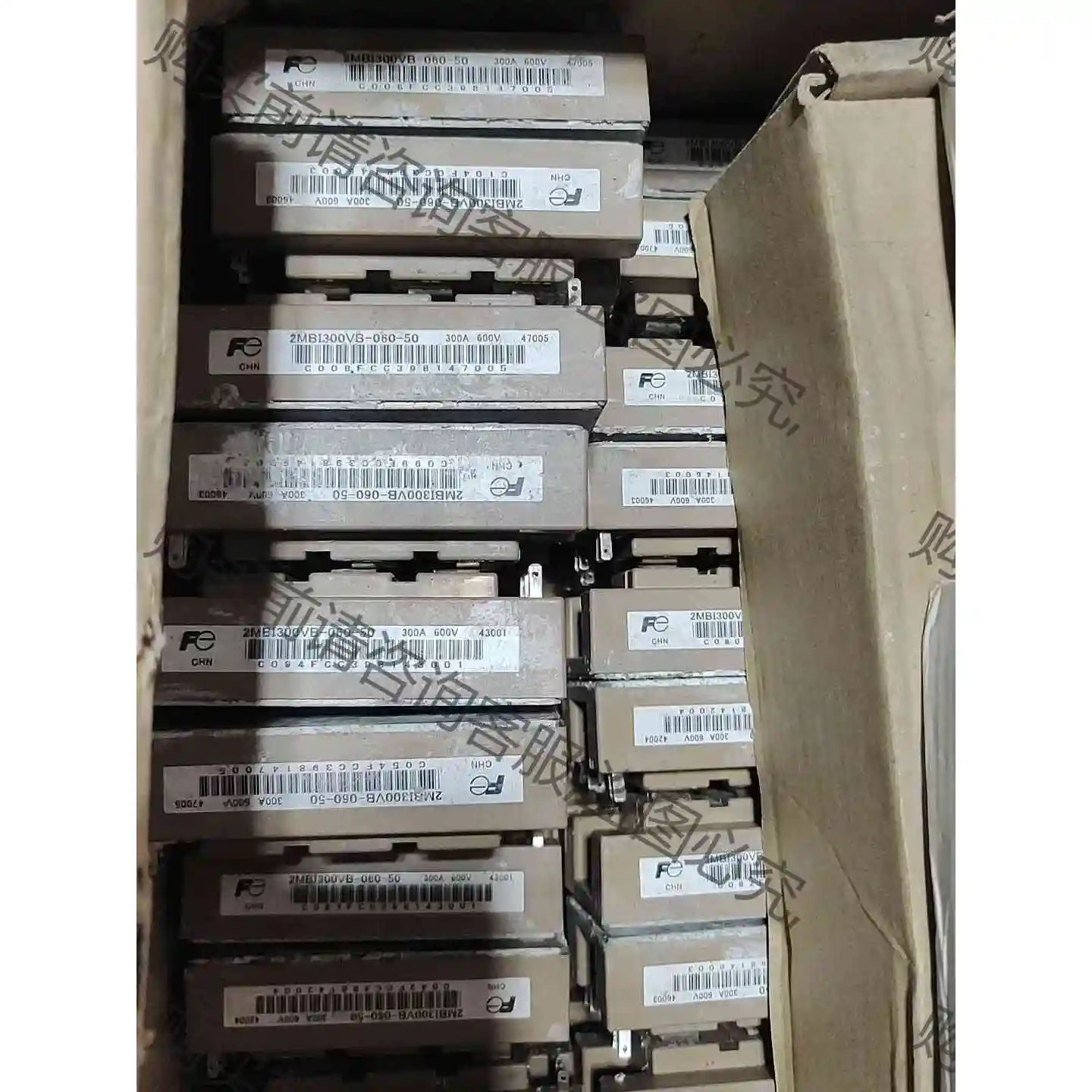 2MBI300VB-060-50，2MBI400VB-060 议价产品 原装拆机功能完好