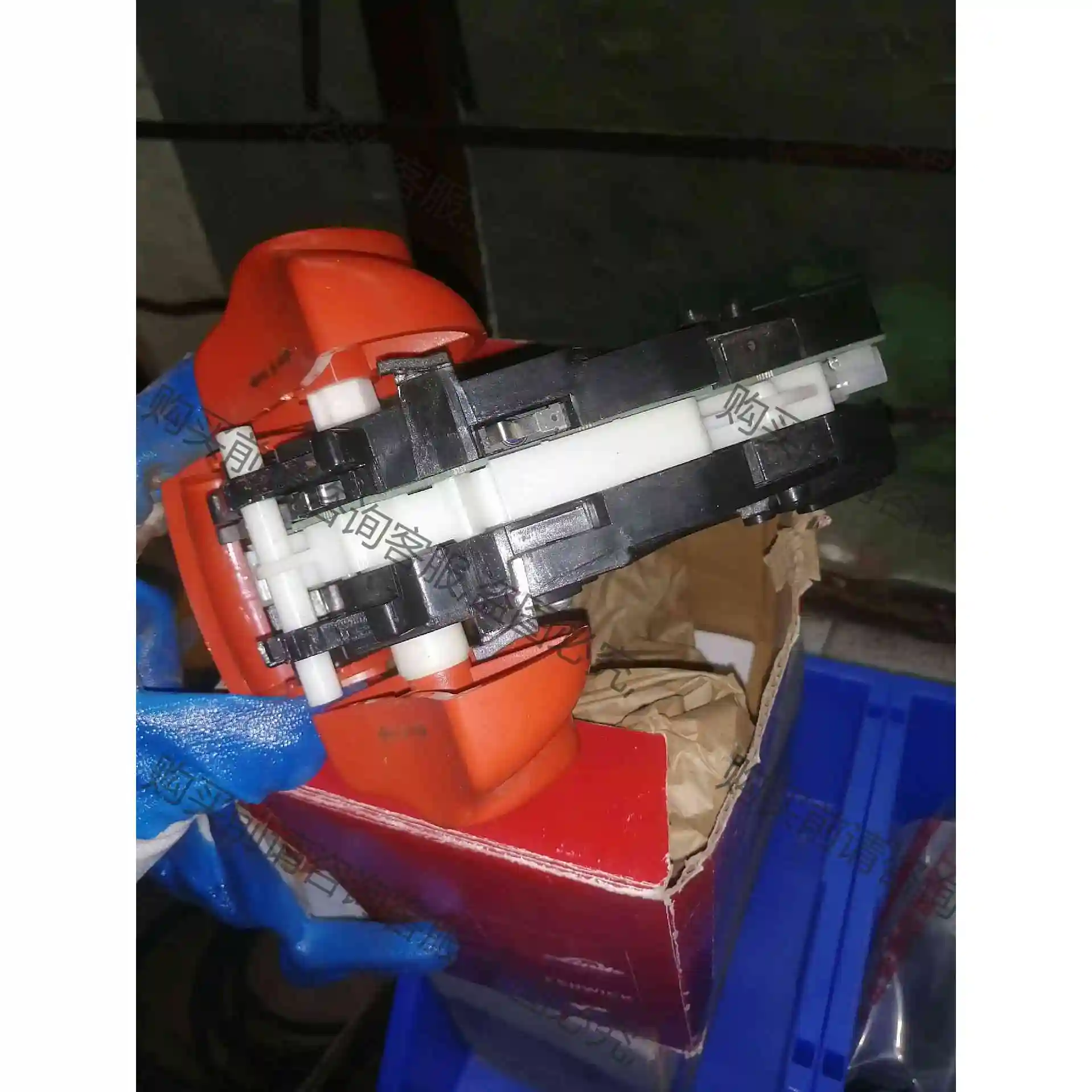 林德托盘车T20AP/T20SP，L车托架总成，加速手柄30 议价产品 原装