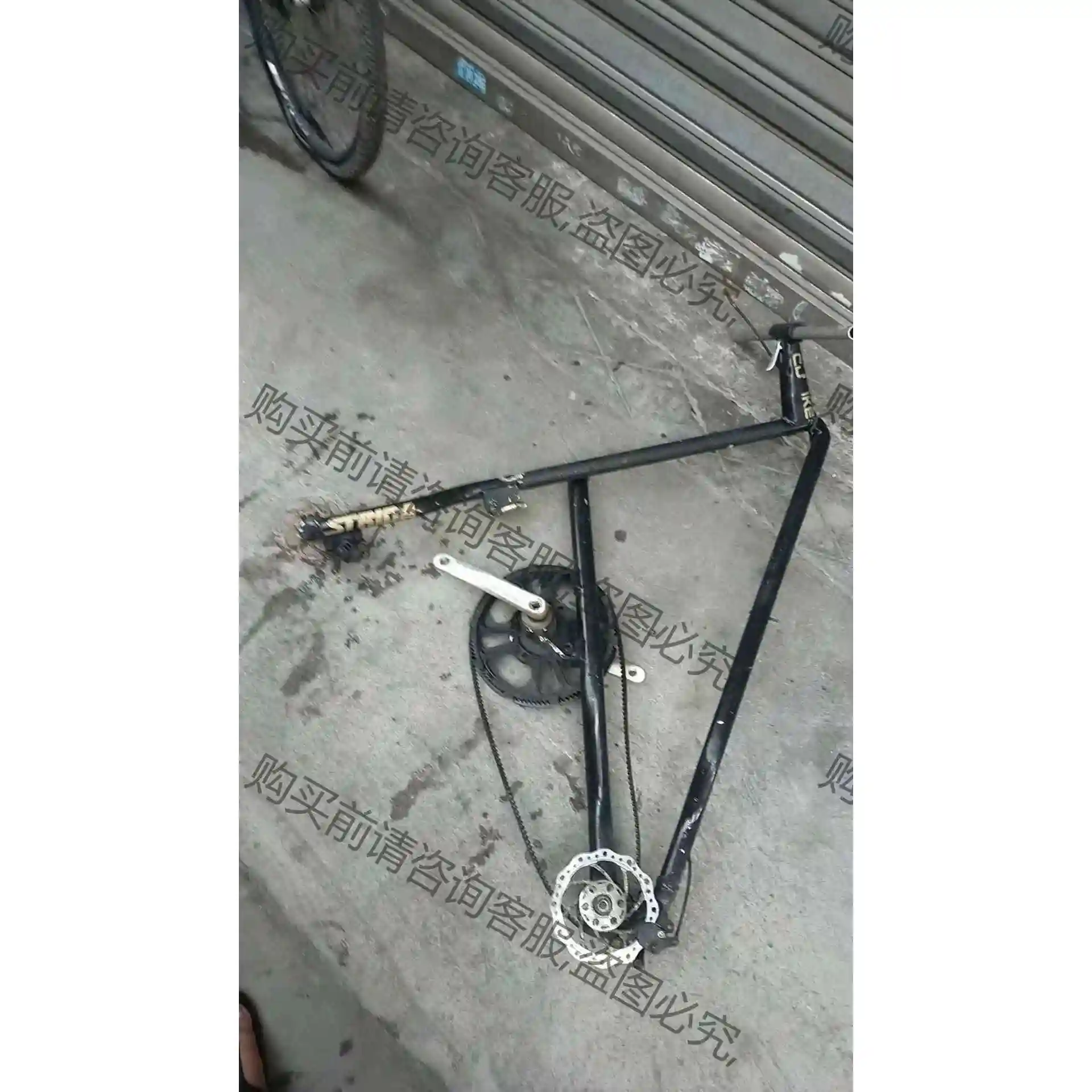 strida速立达折叠自行车 车架，成色一般，有些地方有磨损 议价产