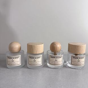 新款 香水精油补充液镂空盖子容器杯架摆件 车载香薰空瓶汽车内分装