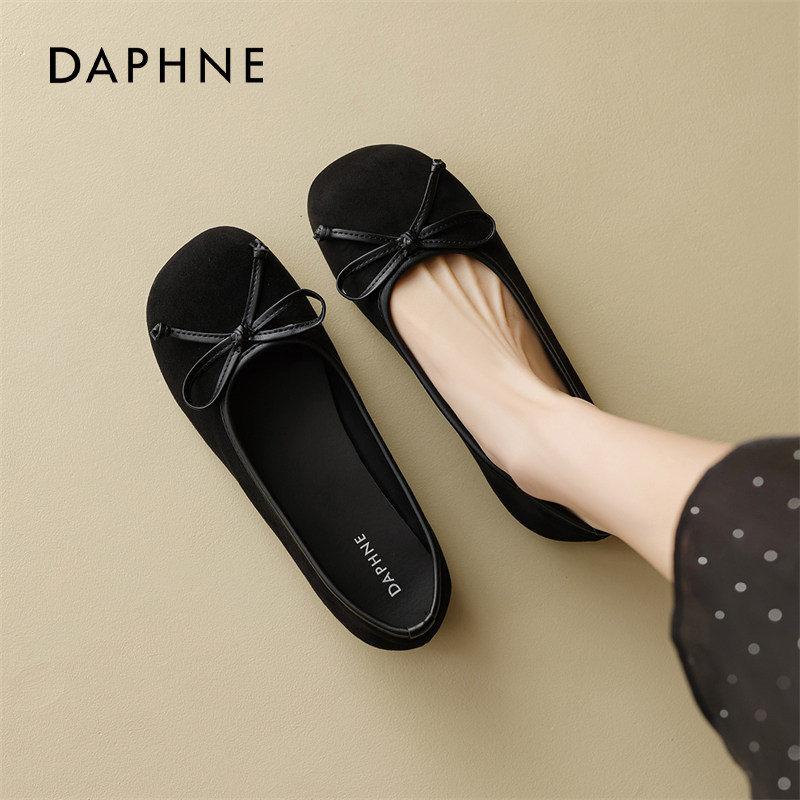 达芙妮黑色芭蕾单鞋女2026新款春季绝美浅口豆豆鞋平底不累脚瓢鞋