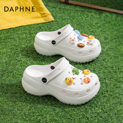 达芙妮厚底洞洞鞋女款