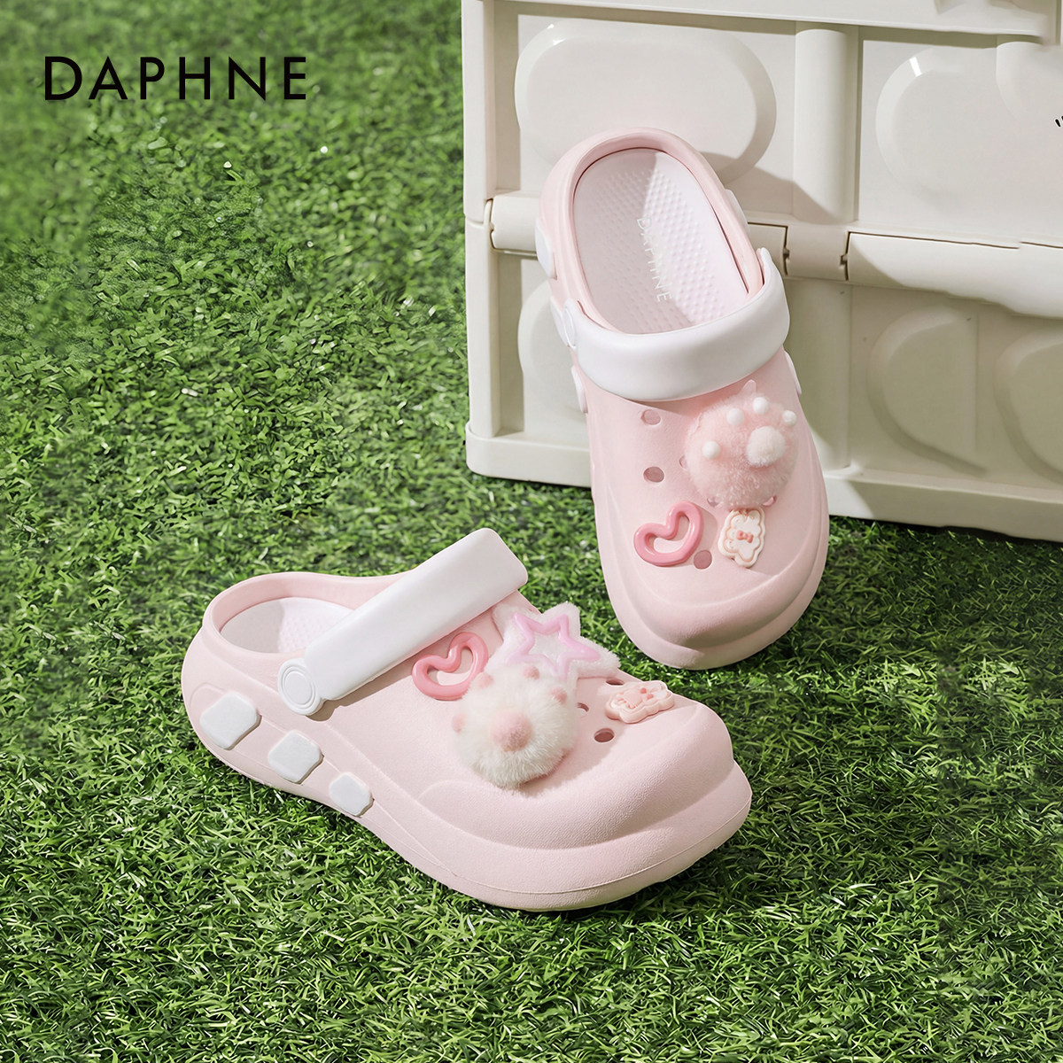 达芙妮粉色洞洞鞋女款2026新款夏季外穿超舒服软底沙滩鞋拖鞋凉鞋