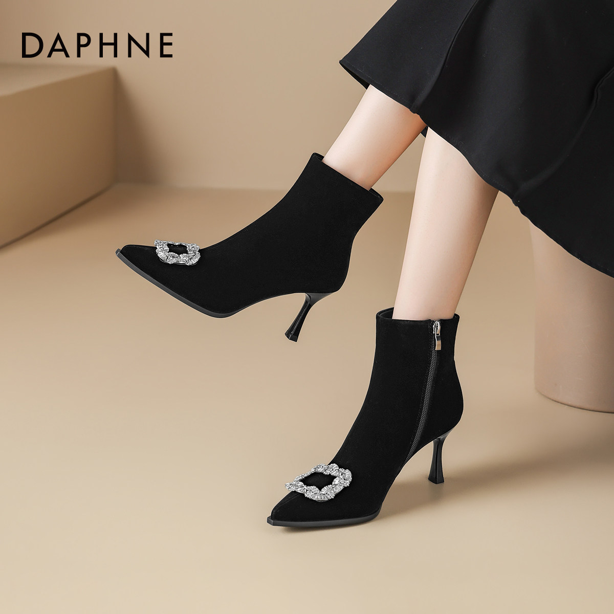 达芙妮高跟短靴女款黑色靴子女2026新款瘦瘦靴袜靴细跟尖头高跟鞋,女鞋,时装靴,淘宝优惠券,粉丝福利购,淘宝优惠卷