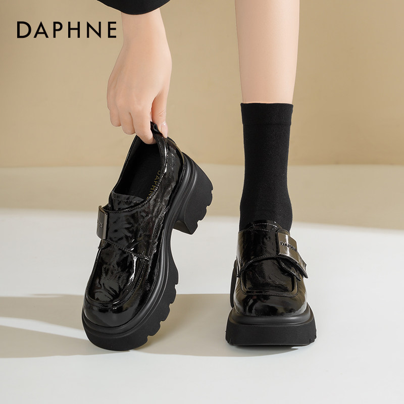 达芙妮厚底乐福鞋女2026新款英伦风鞋子女魔术贴单鞋黑色小皮鞋女