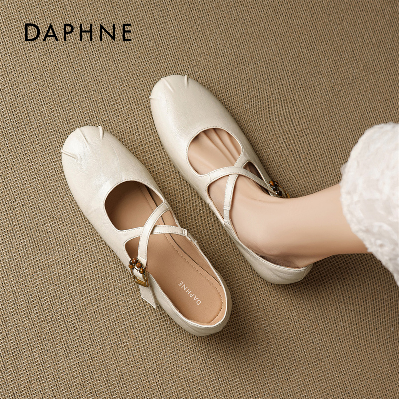 【达芙妮】法式芭蕾玛丽珍平底鞋