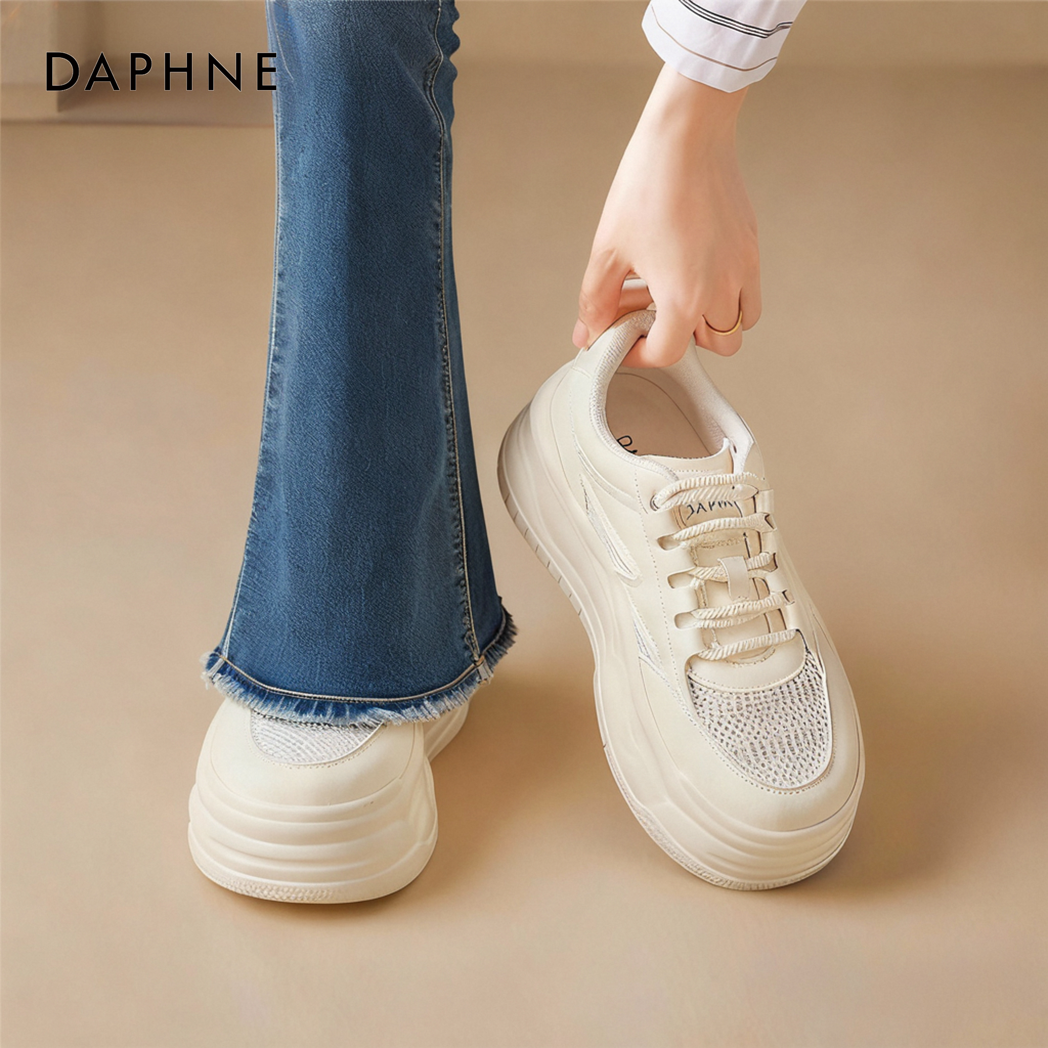 【达芙妮网面小白鞋】超百搭运动