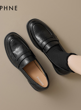 达芙妮英伦风黑色小皮鞋女春季2026新款粗中跟乐福鞋通勤工作单鞋