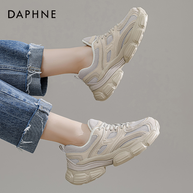 达芙妮复古百搭厚底圆头老爹鞋