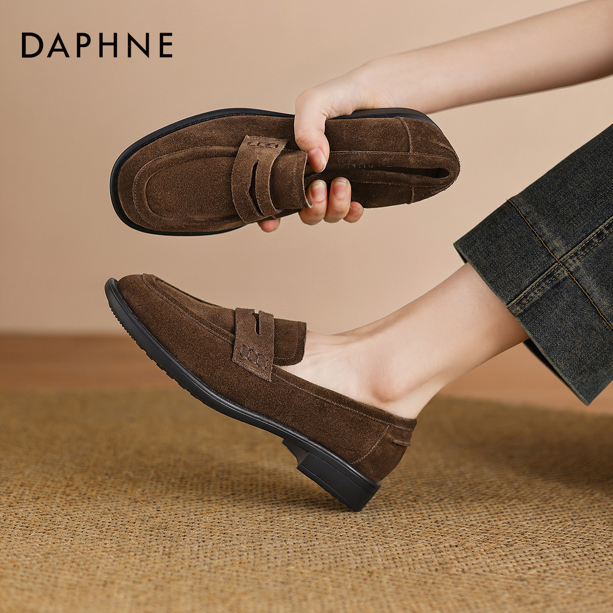 棕色乐福鞋女英伦风绒面平底单鞋