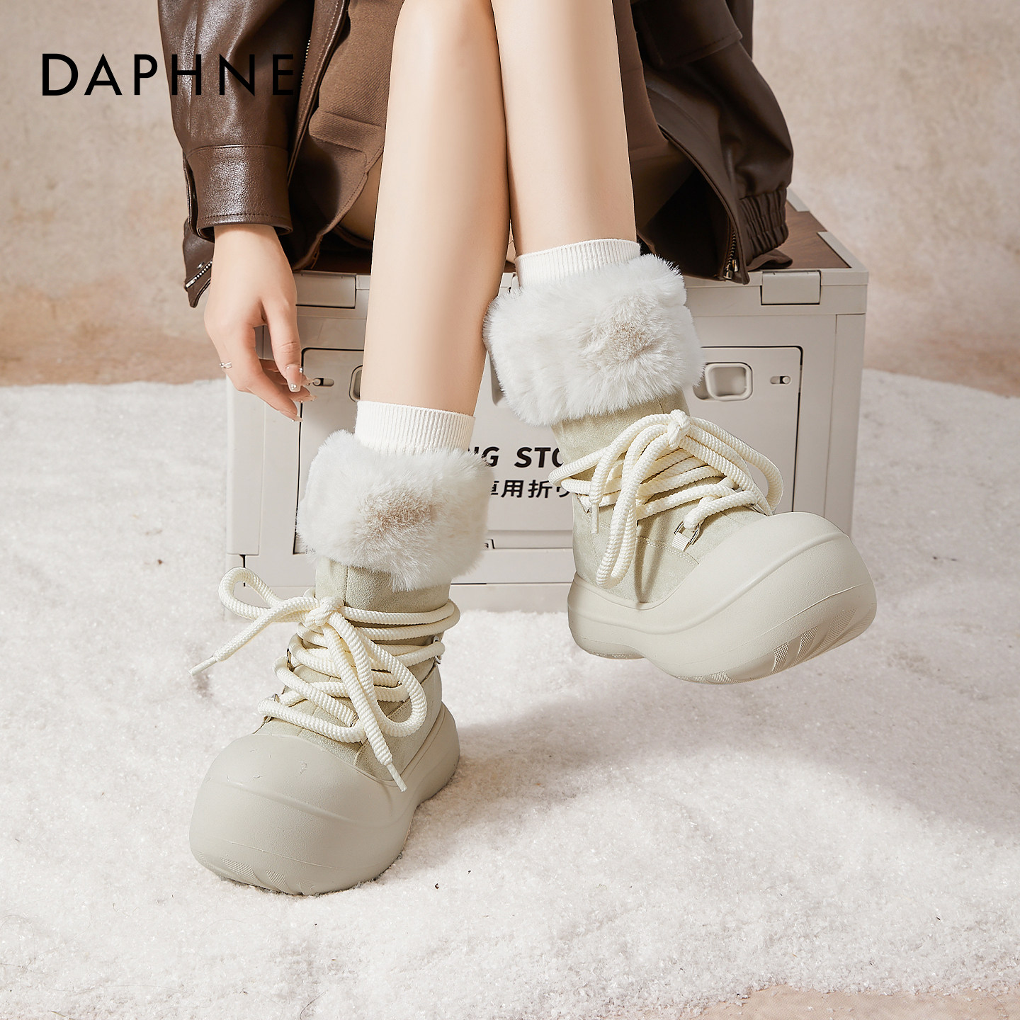 达芙妮白色雪地靴女款加绒厚底2025冬季新款加厚可爱保暖毛毛棉靴,女鞋,时尚雪地靴,淘宝优惠券,粉丝福利购,淘宝优惠卷