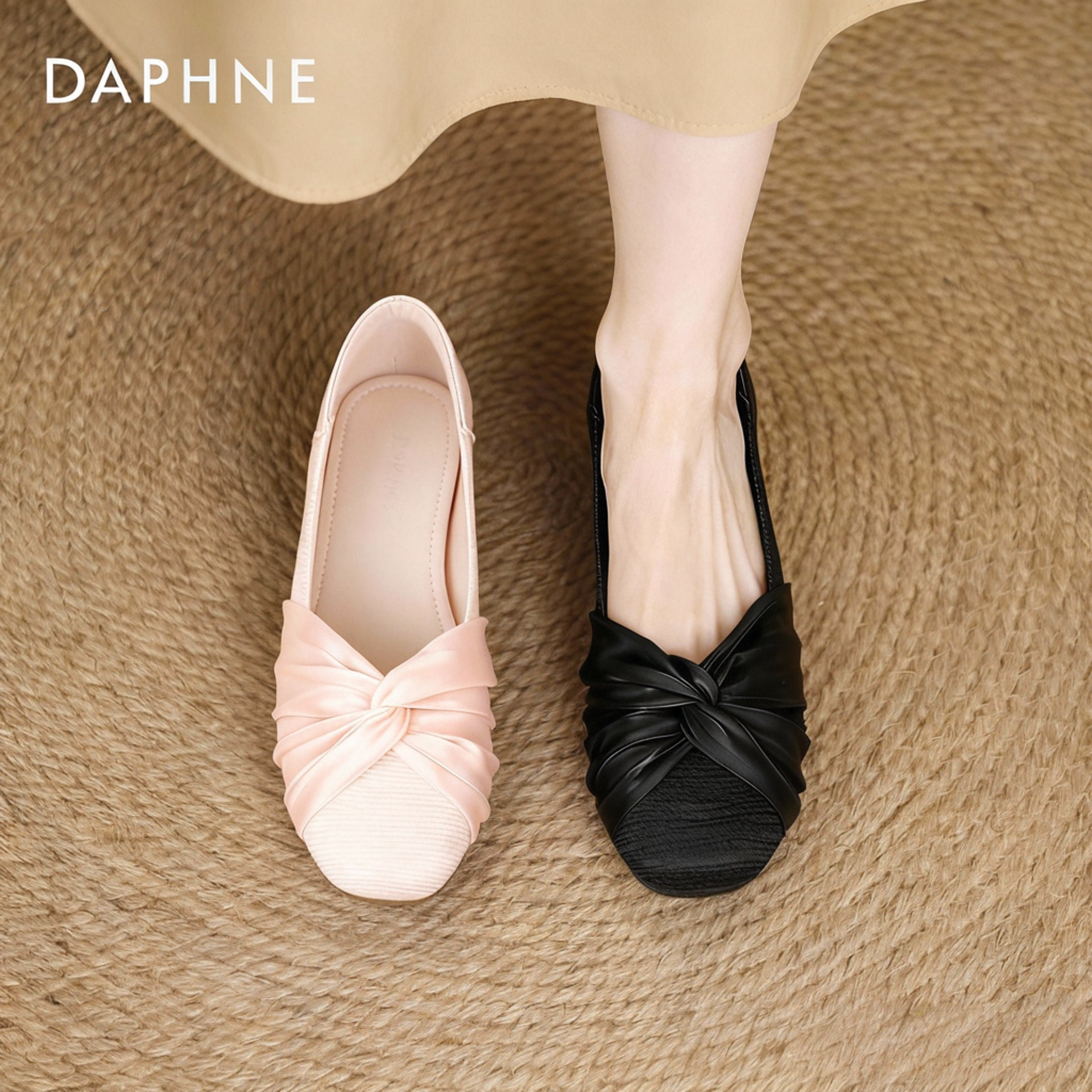 达芙妮绝美单鞋女2026平底小香风绸缎芭蕾鞋巨好看晚晚鞋黑色皮鞋