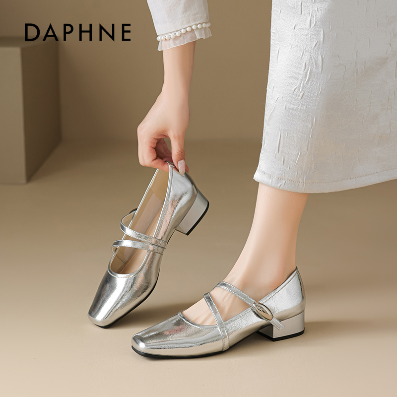 达芙妮银色粗跟单鞋女