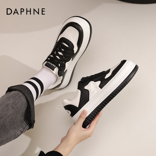 达芙妮小白鞋休闲百搭厚底