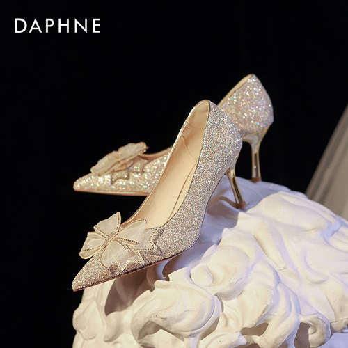 达芙妮气质香槟金婚鞋