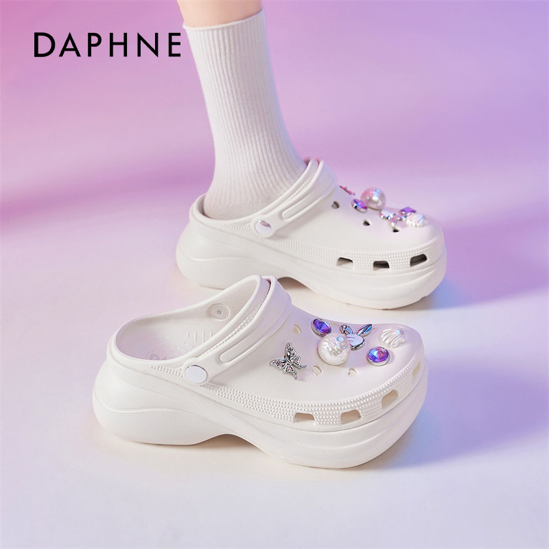 达芙妮厚底洞洞鞋女款2026新款春夏外穿一脚蹬增高防滑包头凉拖鞋