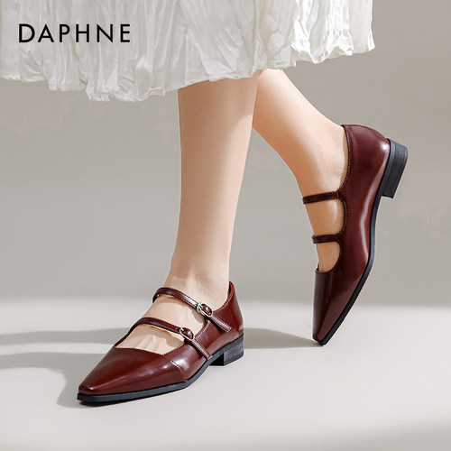 达芙妮尖头复古氛围玛丽珍女鞋