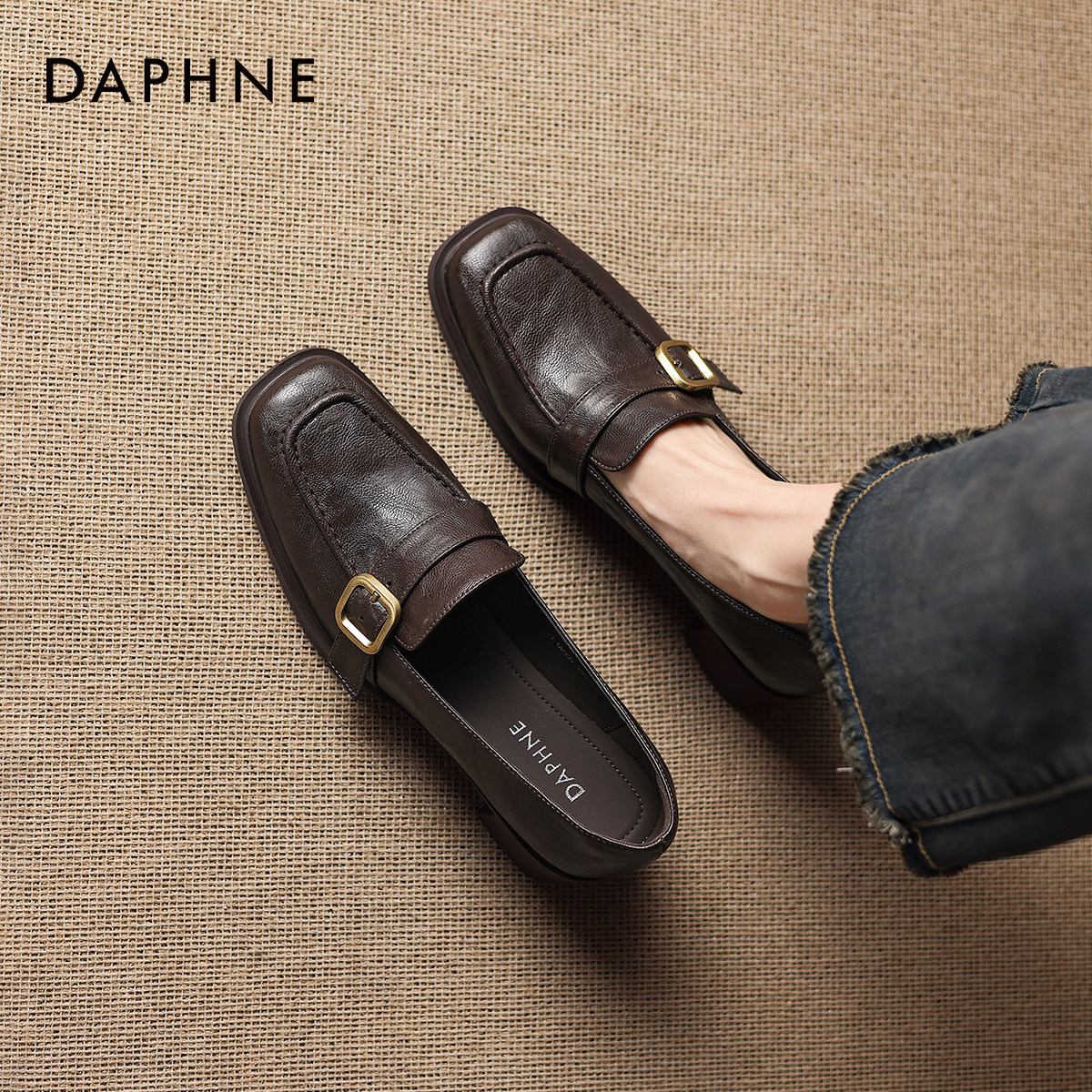 达芙妮英伦乐福鞋女2026新款春通勤女鞋一脚蹬皮带扣皮鞋粗跟单鞋