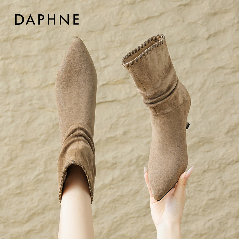 达芙妮尖头猫跟短靴瘦瘦靴