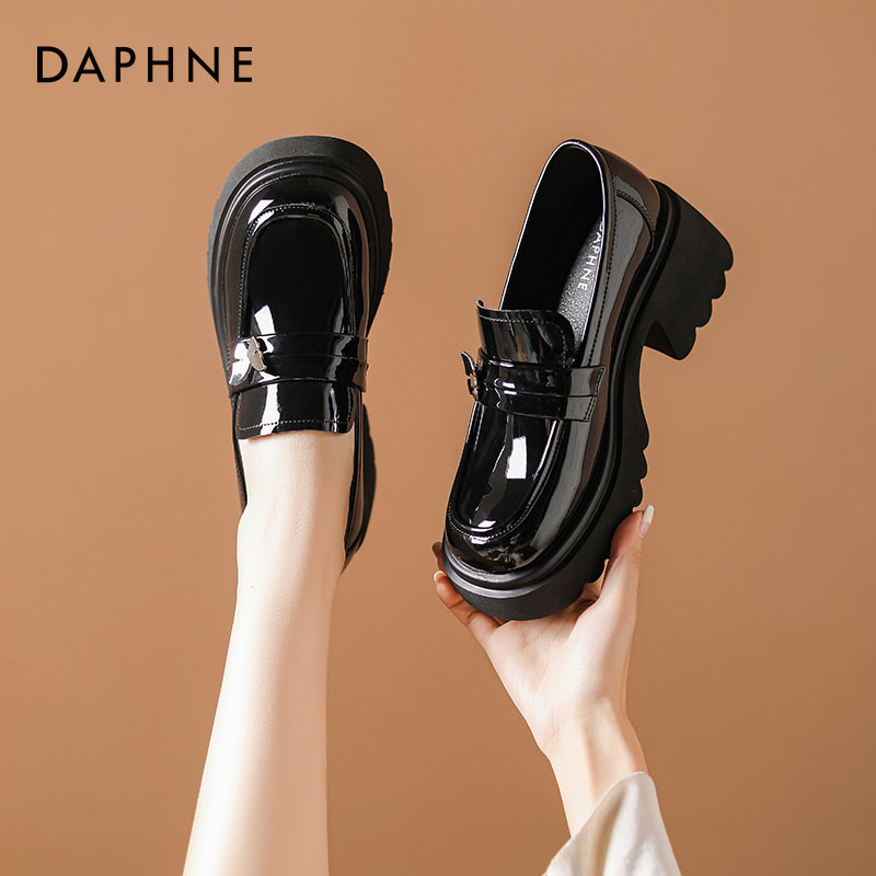 达芙妮厚底乐福鞋英伦风蝴蝶单鞋