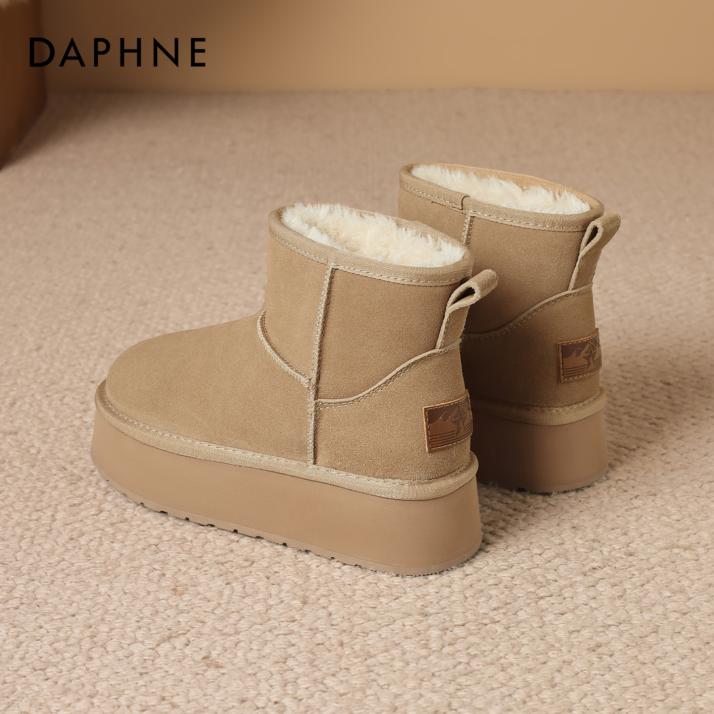 达芙妮雪地靴女厚底2025新款冬季