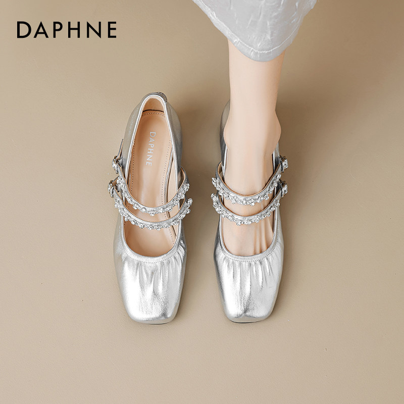 达芙妮早春漂亮单鞋子女2026新款巨好看银色芭蕾鞋小高跟玛丽珍鞋