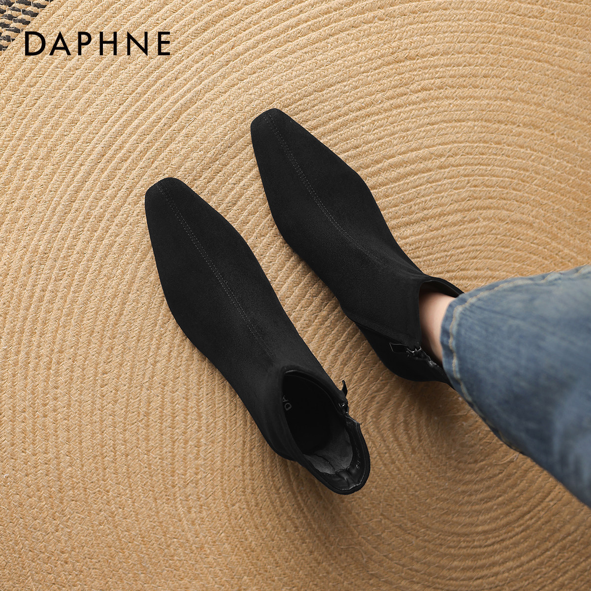 达芙妮尖头短靴女2026新款冬季黑色加绒平底瘦瘦靴绒面女士马丁靴,女鞋,时装靴,淘宝优惠券,粉丝福利购,淘宝优惠卷