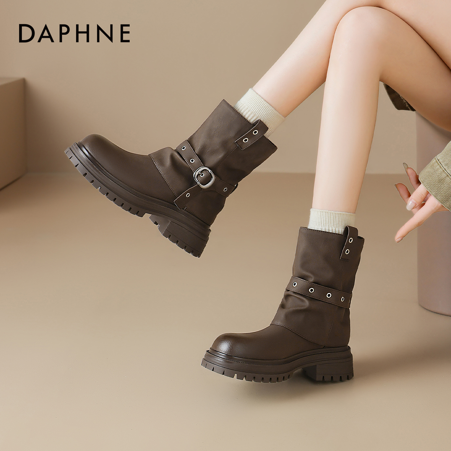 棕色马丁靴女厚低短靴机车靴