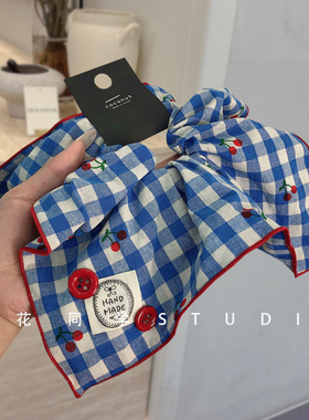 韩国饰品2025新款高级感精致红蓝白色格子小樱桃方巾纽扣大肠发圈