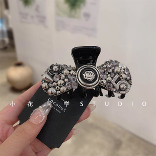 韩国发饰重工款 纯手工小香风银色ins珠珠山茶花发抓夹