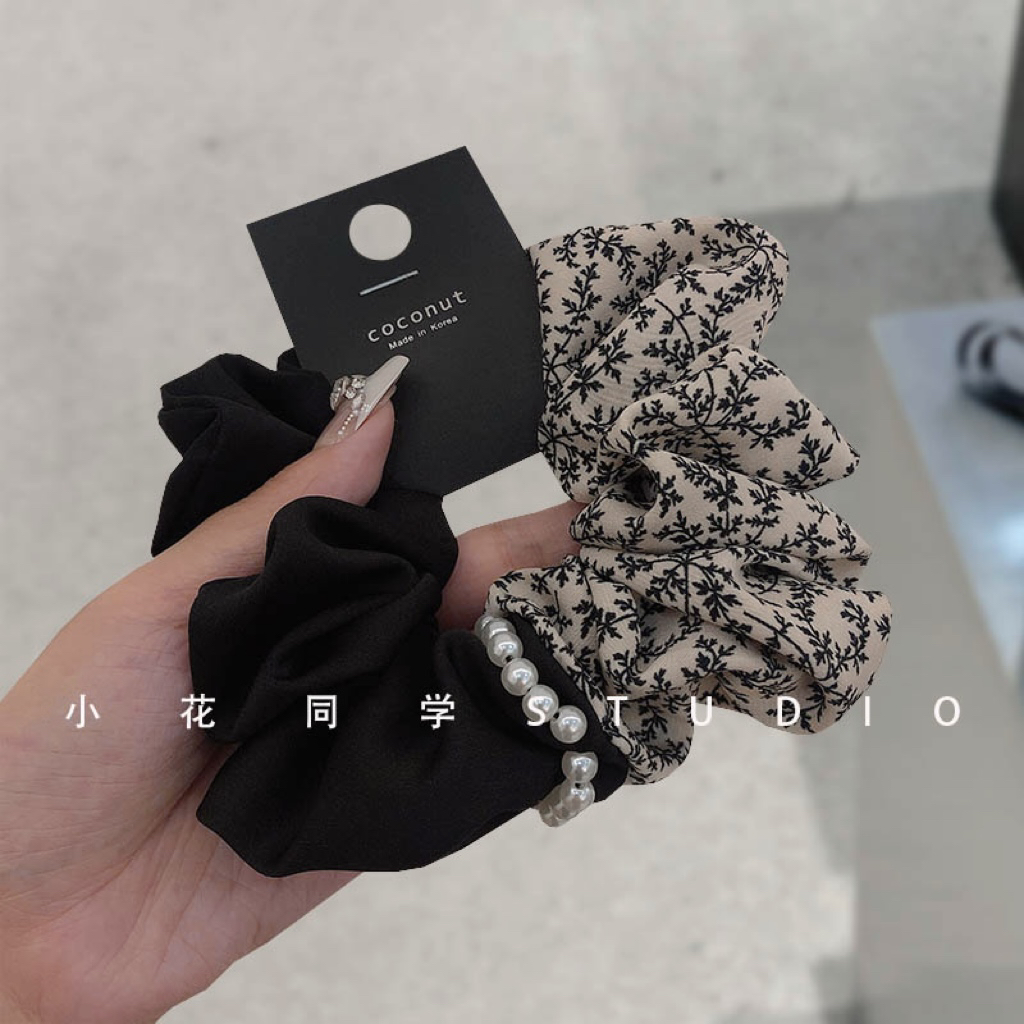 韩国发饰2024新款黑色缎双拼色手工串珠珍珠小碎花印花发圈大肠圈