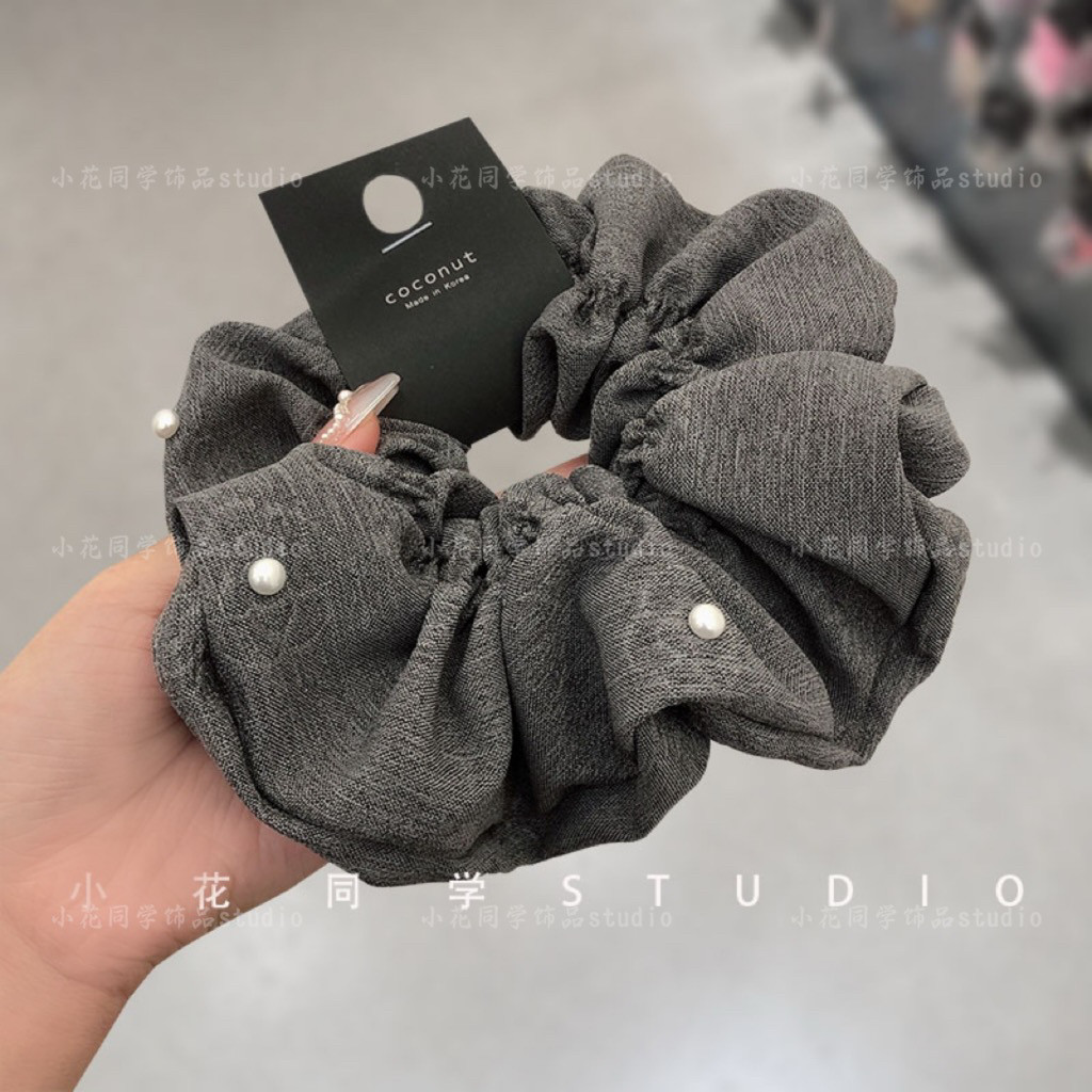 韩国饰品小香风高级定制西服面料灰色山茶花印花珍珠发圈大肠圈