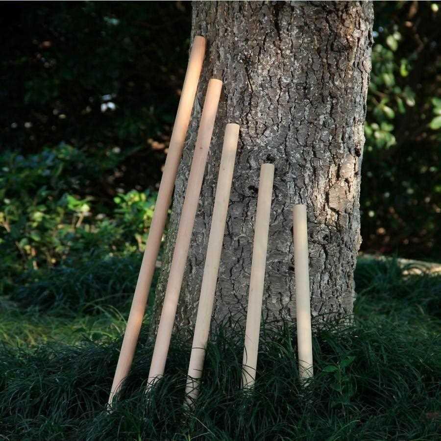 A large wooden roller rolling pin roll rod surface wooden