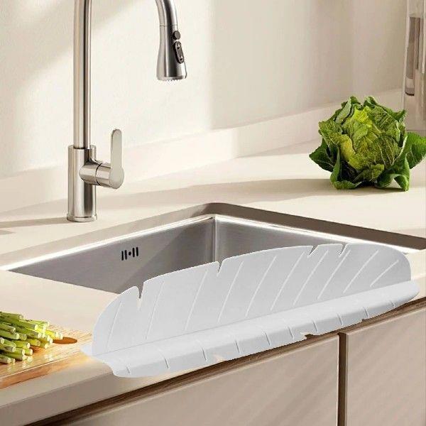 Kitchen Sink Splash Guard Sink Water Guard for Dish Washing