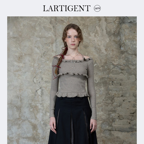 LARTIGENT 24秋新款荷叶边一字肩挂脖长袖T恤衫女士修身短款上衣