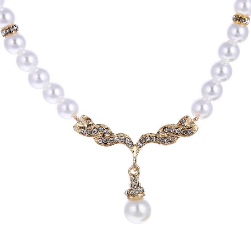 Women fashion pearl necklace earrings set two-piece set
