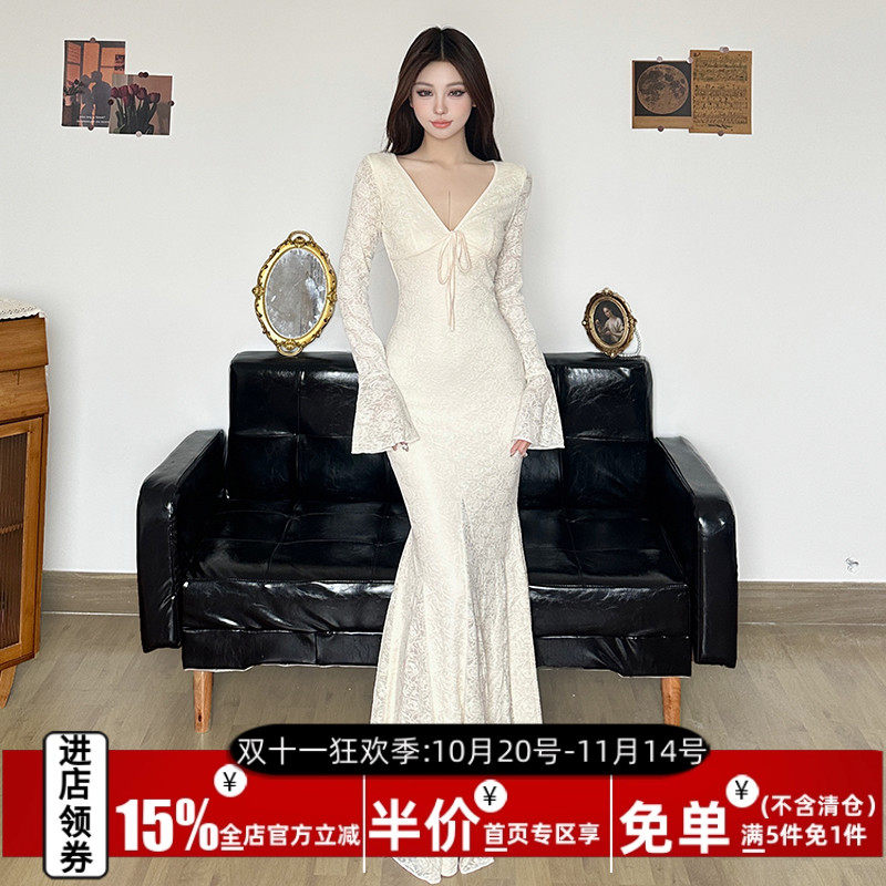 AOMR 法式纯欲蕾丝拼接低胸V领连衣裙女性感收腰修身网纱鱼尾长裙
