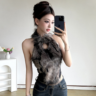 AOMR辣妹性感皮草毛毛拼接挂脖背心女人味气质高领镂空打底上衣冬
