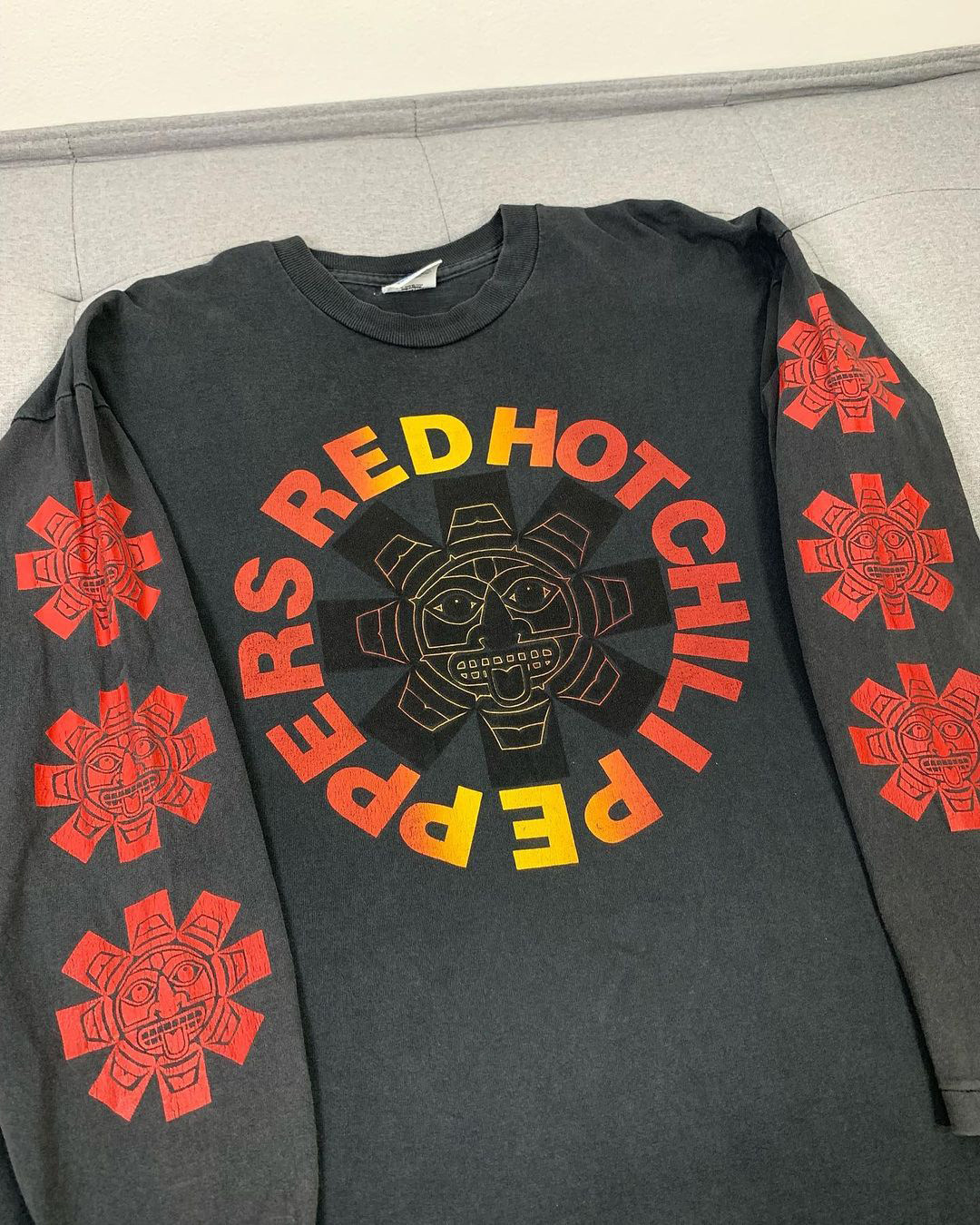 红辣椒乐队red hot chili peppers摇滚乐队复古rap穿搭长袖t恤