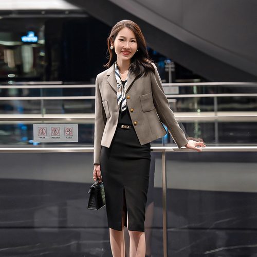 LadyJ澳洲进口羊毛磨毛金扣西装